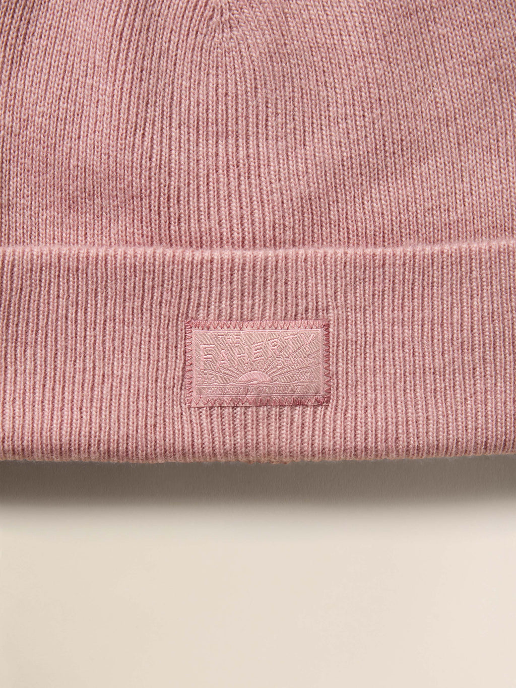 Faherty Essential Beanie - Misty Rose