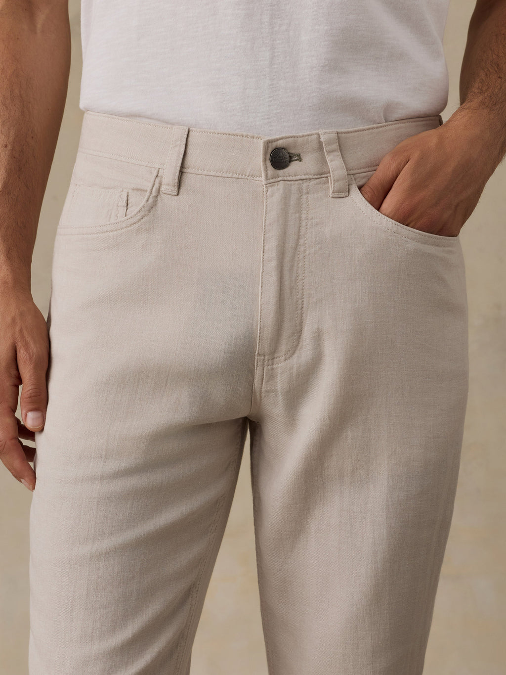 Movement™ Linen 5-Pocket Pant - Dorset Sand